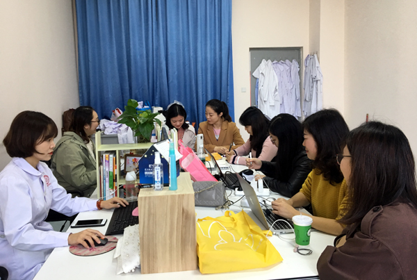 双导师工作总结会议现场.jpg 双导师工作总结会议现场.jpg