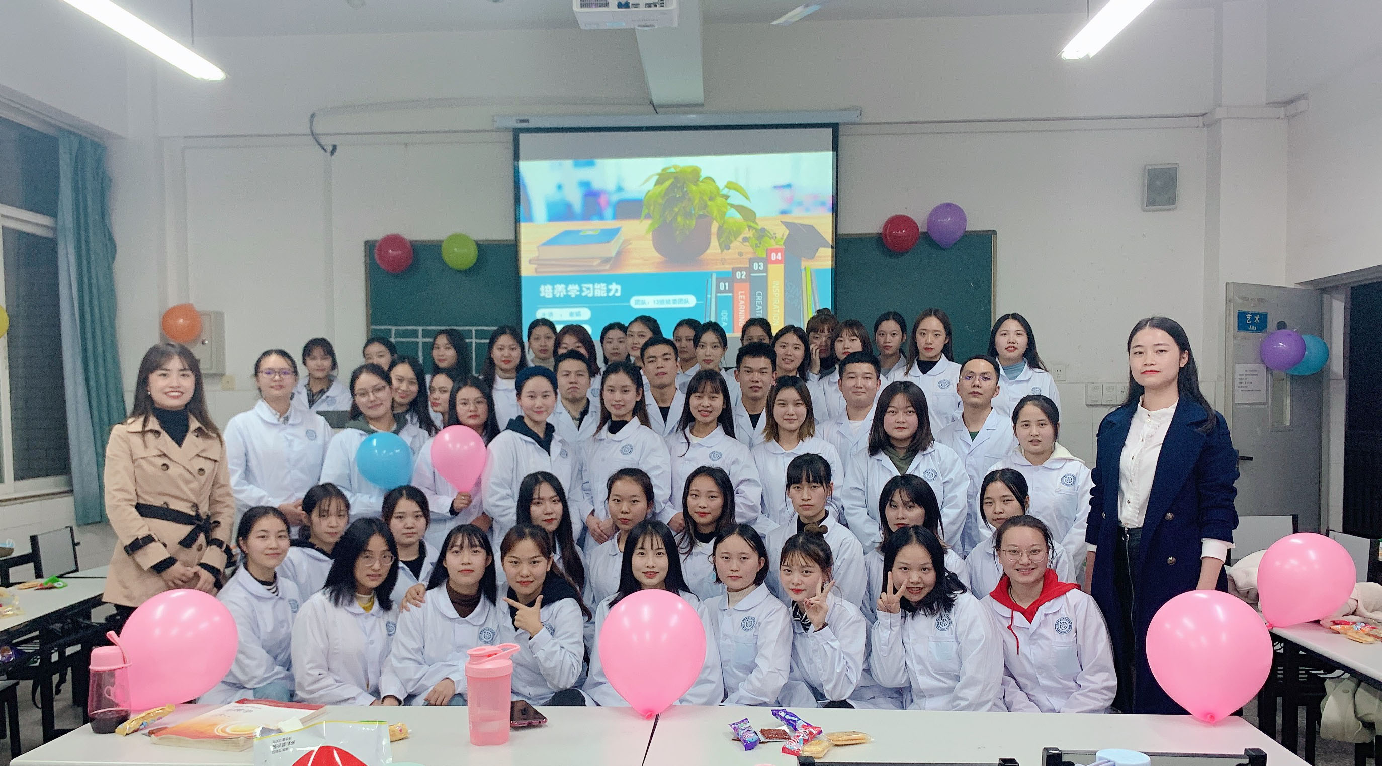 图1 会后合影1.jpg 图1 会后合影1.jpg